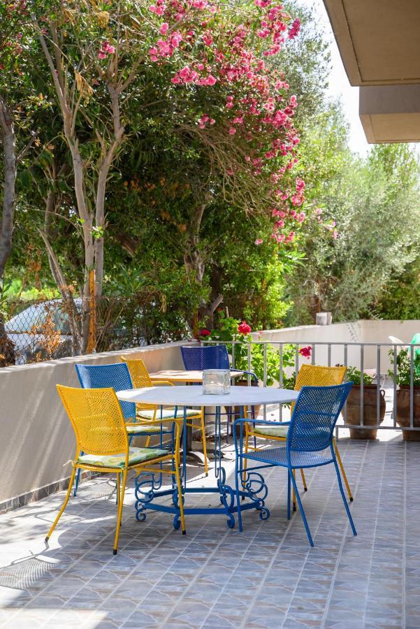 Walk 2 The Beach; Ammoudara Apts Gazi Exterior foto